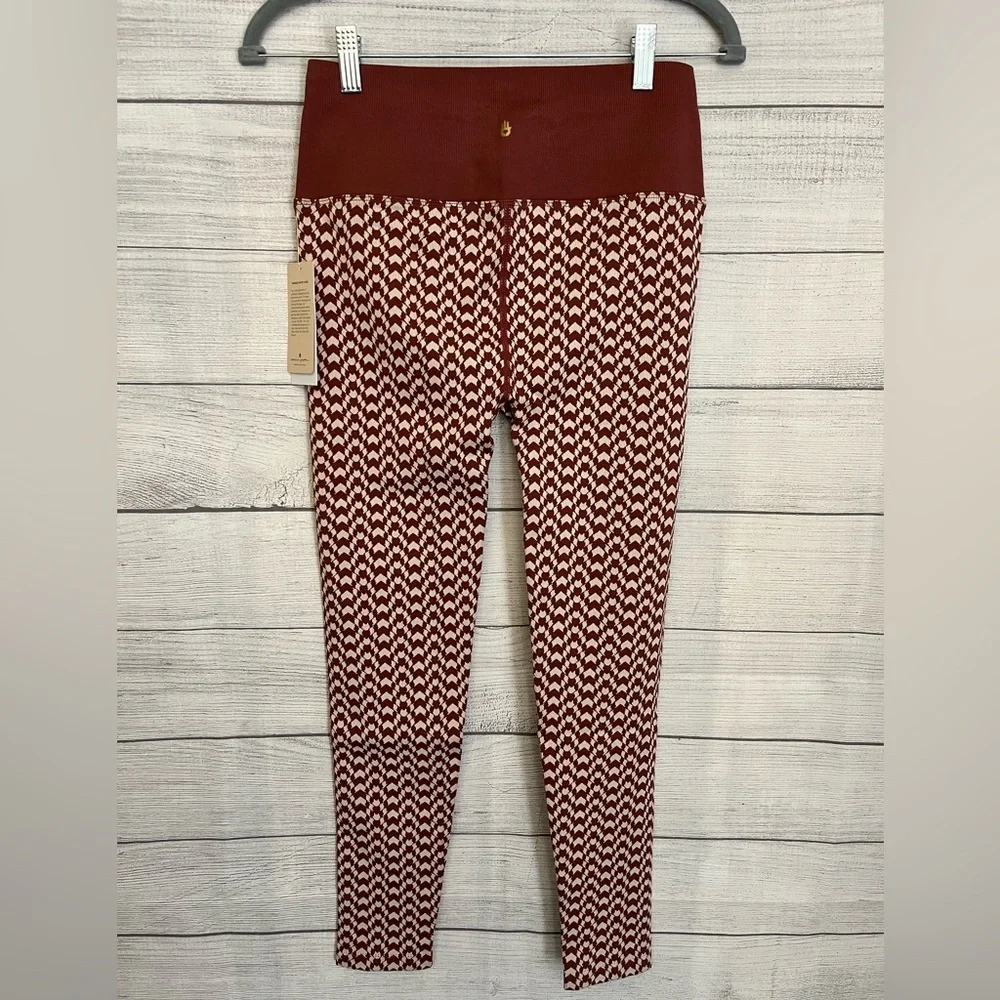 Spiritual Gangster | NWT Seamless Jacquard Leggings